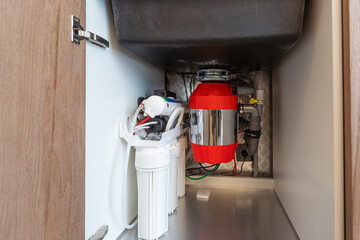 Garbage disposal system for kitchen waste removal